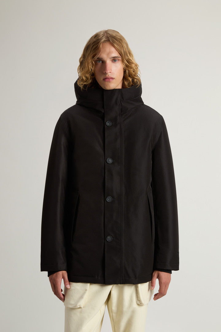 Waterproof Parka in Recycled Two-Layered GORE-TEX Fabric Black