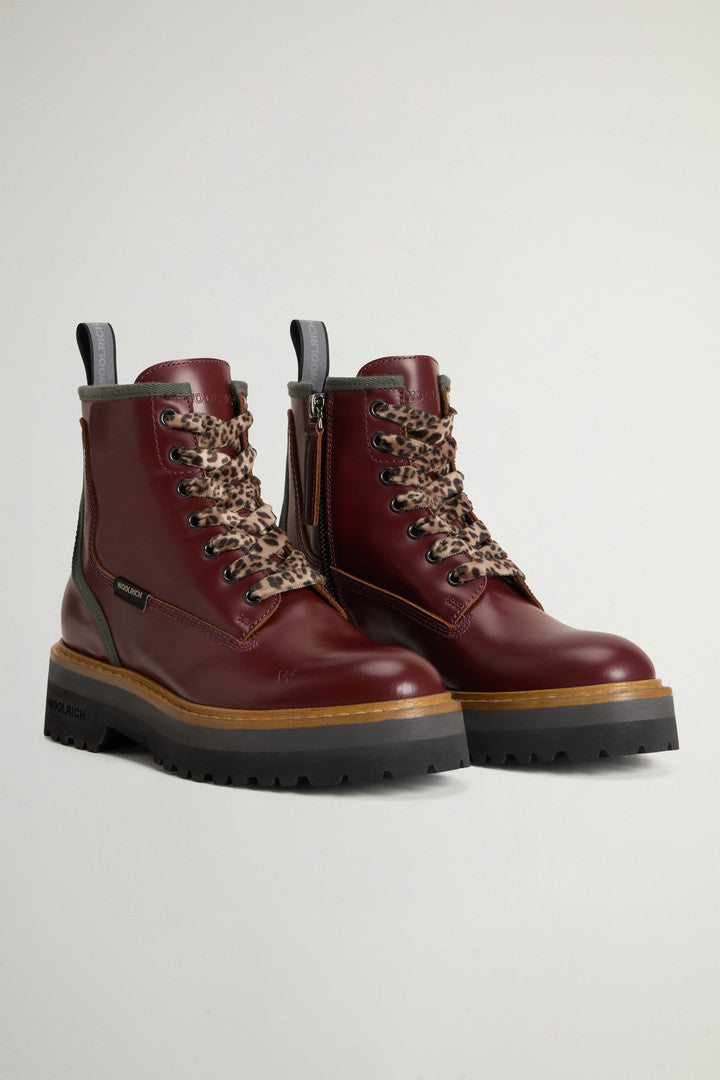 Main Combat Boots in Calfskin Leather Bordeaux